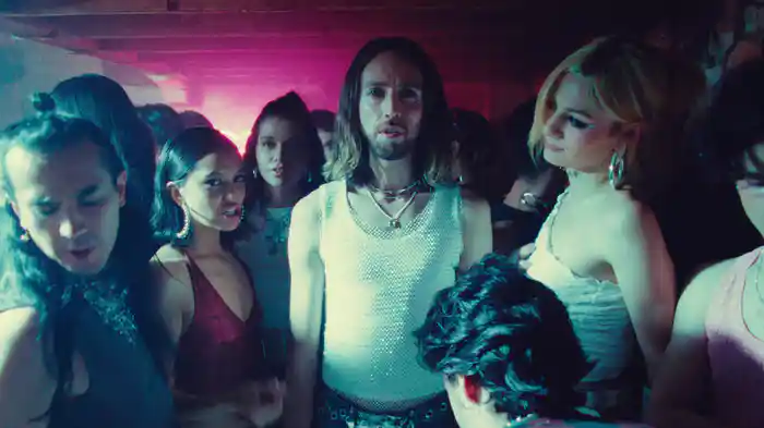 Noches De Verano (Visualizer)