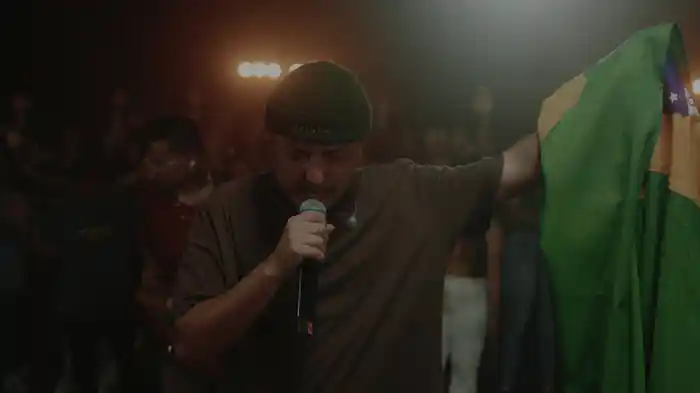 Me Disponho (Espontâneo) (Ao Vivo Em Brasília / 2023)