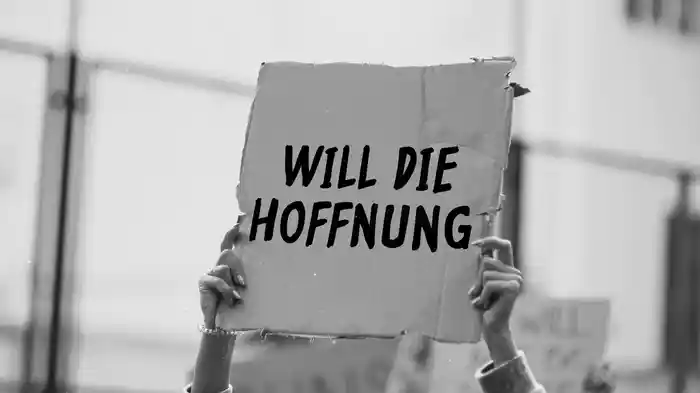 Will die Hoffnung (Lyric Video)