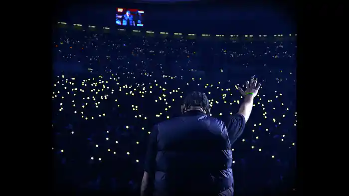 Fui Pra Igreja De Kenner (Lyric Video)