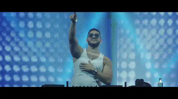 Mountains (Live From Tokyo)