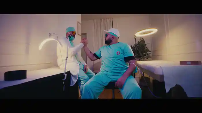 BBL (BROKE) (Lyric Video)