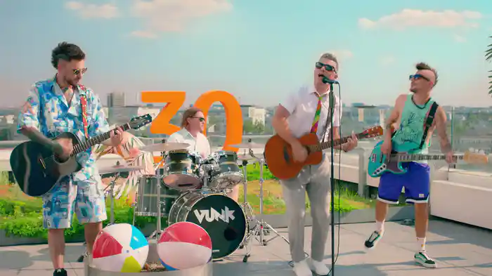 Un sărut sărat și-un răsărit