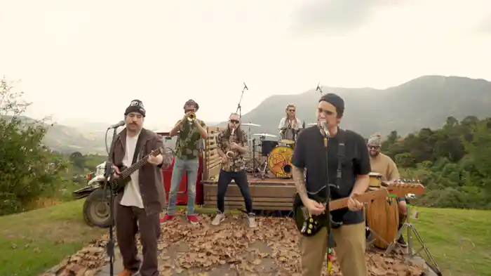 Perto Do Mar (Ao Vivo Em São Paulo / 2024)