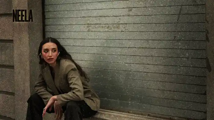 Todo y Nada (Lyric Video)