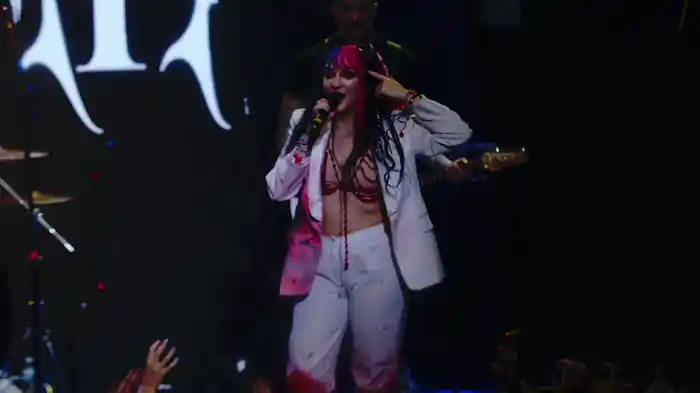 Louca Paranóica Possessiva (Ao Vivo Em São Paulo / 2024)