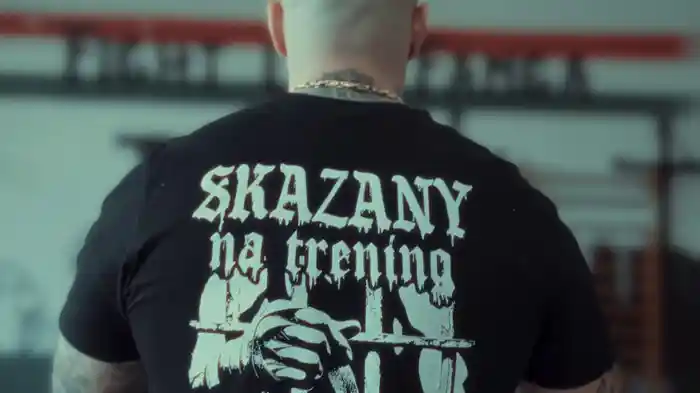 SKAZANY NA TRENING