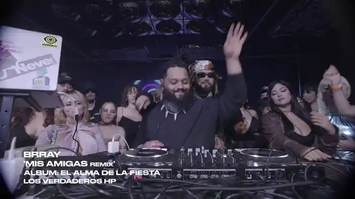 Mis Amigas (Visualizer/Remix)