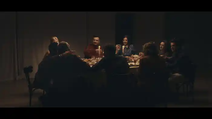 Astă seară mâncăm în familie