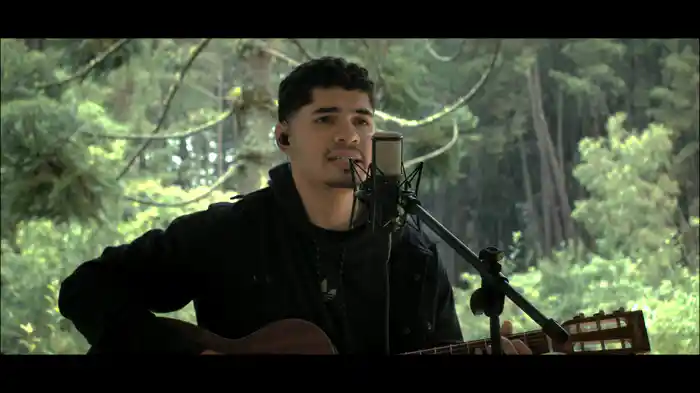 Não Mereço Esse Amor (Live Acoustic)