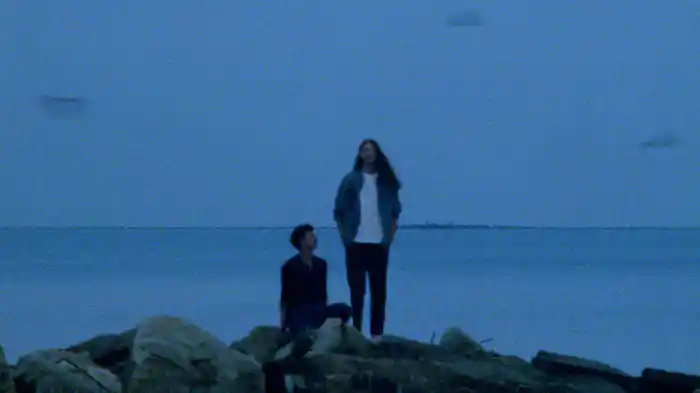 Hello, I Know (Visualizer)