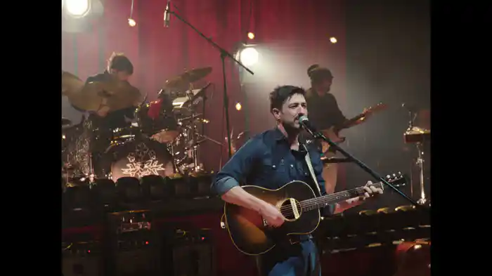 Caroline (Live)