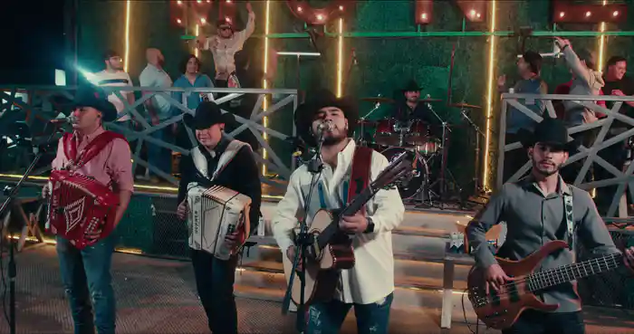 Me Pusieron Sergio (En Vivo)