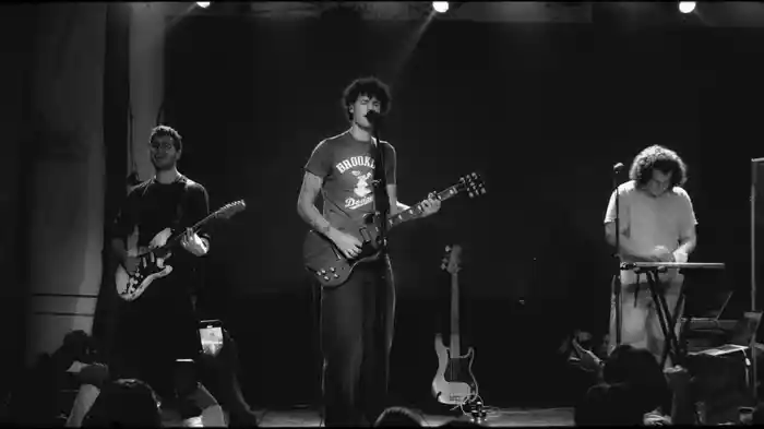 diecinueve (en vivo desde Lima)