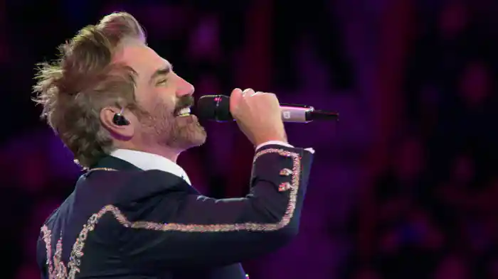 Lástima Que Seas Ajena (En Vivo Desde La Plaza de Toros La México, 2024)