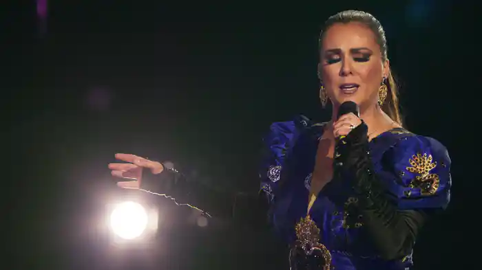 Amor Eterno (Grabado En Directo)