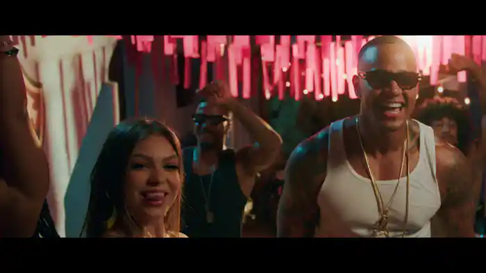 Desliza ("Ólhinho" No Corpinho)