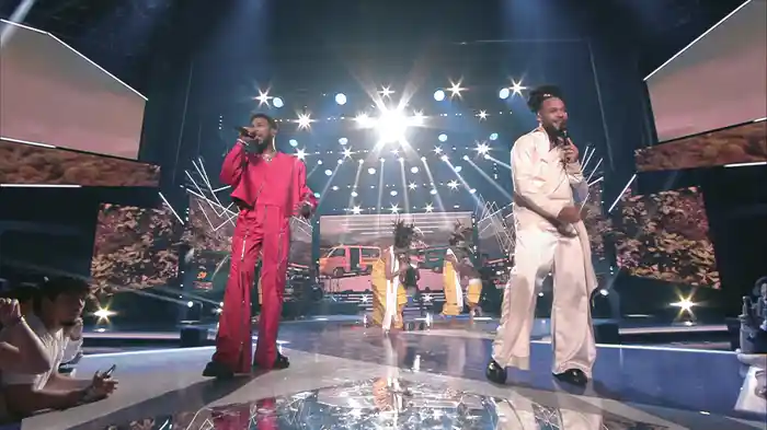 Amar Pela Metade (Live at Prémios Play)