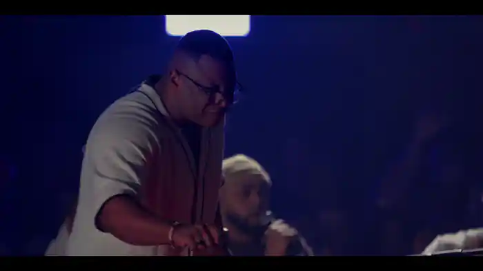 Sobrevivi (Ao Vivo Em São Paulo / 2024)