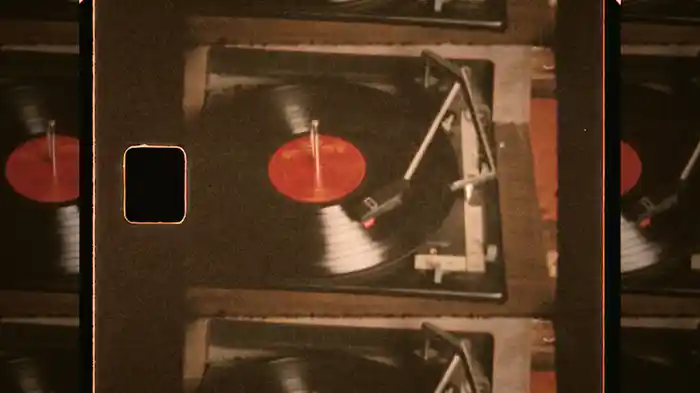 Solid Country Gold (Visualizer)