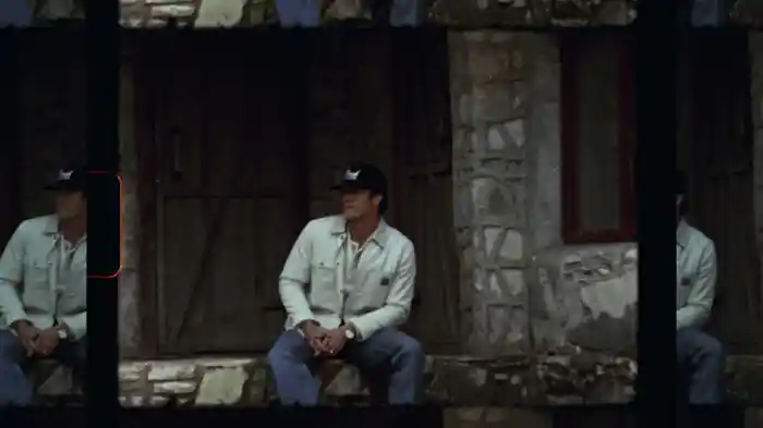 Watch Me Bleed (Visualizer)