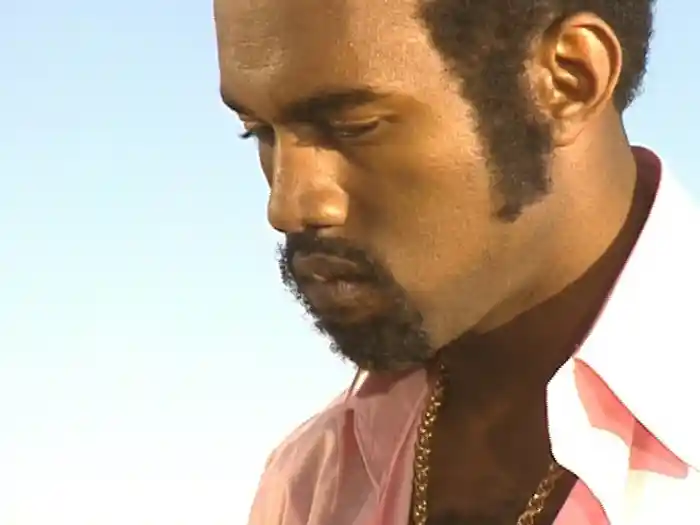 タッチ・ザ・スカイFEAT.ルペ・フィアスコ