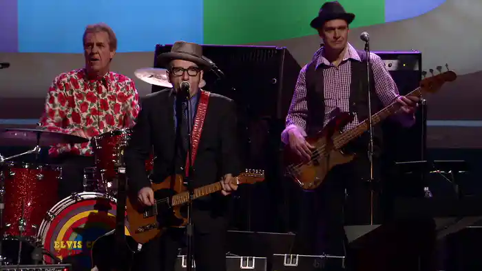 Mystery Dance (Live From The Spectacular Spinning Songbook Tour / 2011)