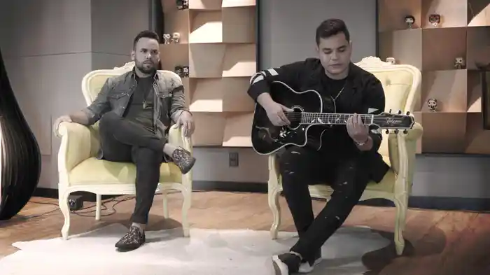 Enquanto Ainda Pode (Lyric Video)