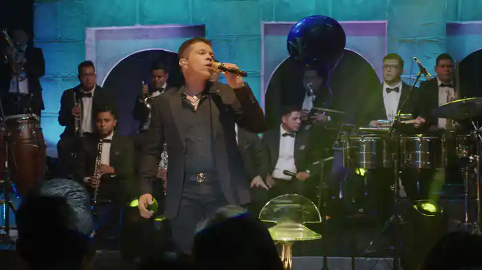 Me Caí De La Nube (En Vivo / Versión Acústica)