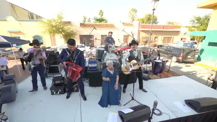 Juarecita (Guarecita) (En Vivo Desde Gral. Terán, N.L)