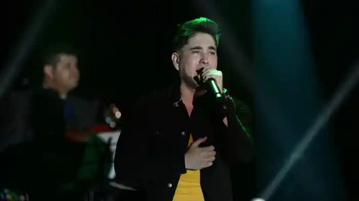 Acá Entre Nos (En Vivo Desde El Lunario/Mariachi)