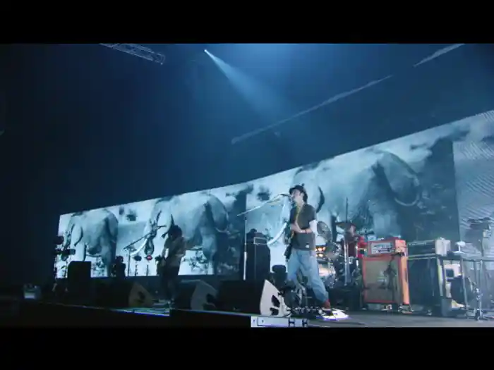 to live (LIVE "15th & 10th Anniversary Tour" in さいたまスーパーアリーナ)