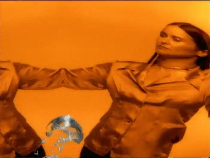 La La (Means I Love You) (Video)