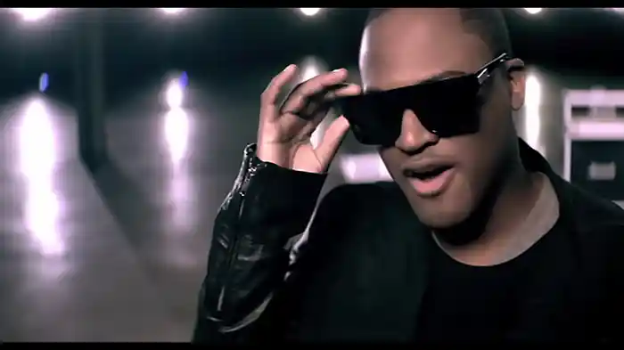 ハイアー feat．カイリー・ミノーグ