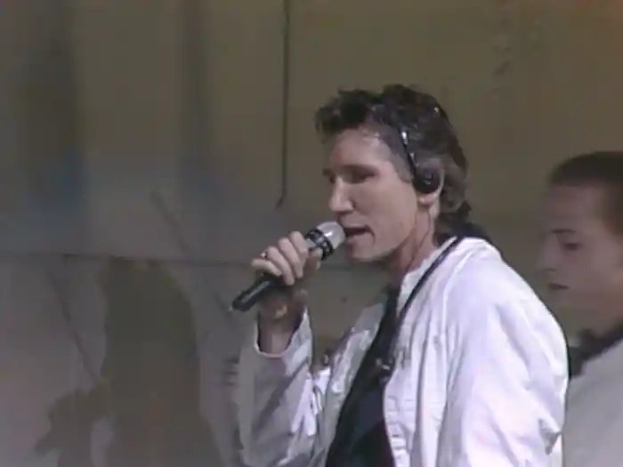 Comfortably Numb (Live In Berlin)