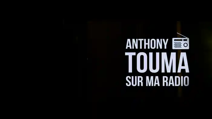 Sur ma radio (Lyric Video)