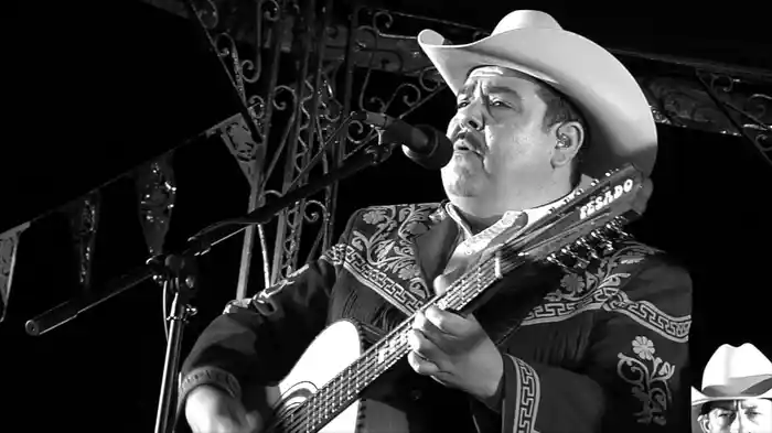 Los Chismes (Edit Version)