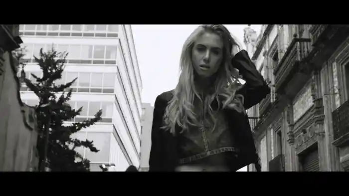 In The Air Tonight (Radio Edit)