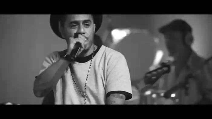 Está Chegando A Hora (Abre Alas) (Live)