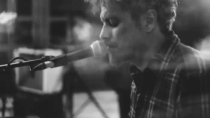 Una Mano Sugli Occhi (Hills Sessions)