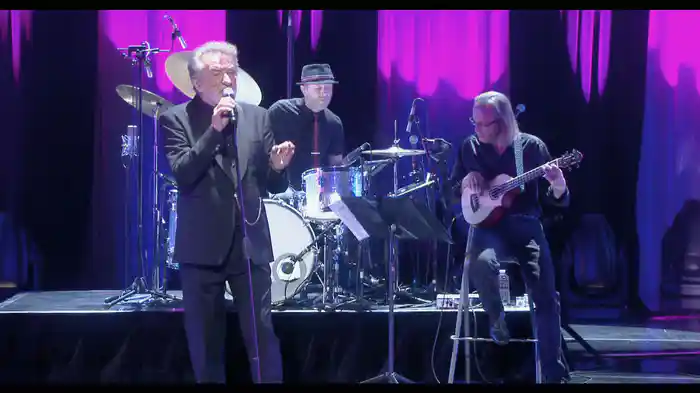 Combien je vous dois ? (Live Palais des Sports, Paris / 2016)