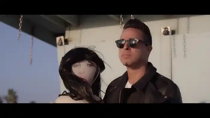 Bizarre Love Triangle