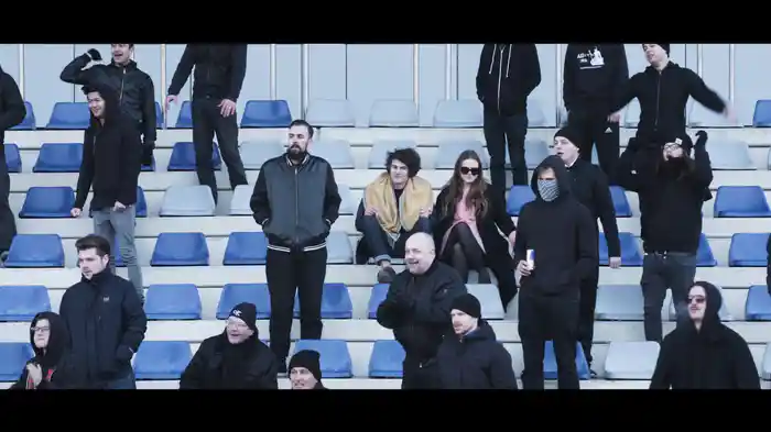 In Paris brennen Autos (Lyric Video)