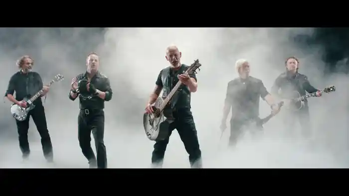 Könnt ihr mich hören