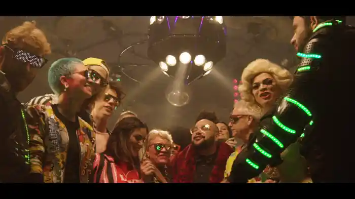 Não Quero Dinheiro (Só Quero Amar)