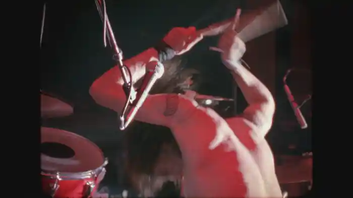 On A Plain (Live At The Paramount, Seattle / 1991)