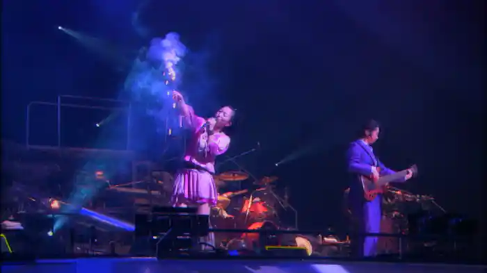 高く上がれ！ (Live from DIAMOND15 TOUR 2005)