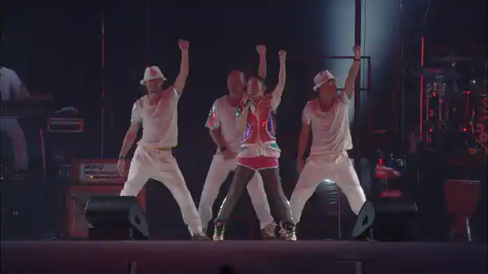 IT'S SO DELICIOUS (Live from DWL 2011)