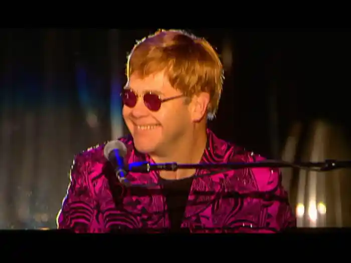 Funeral For A Friend / Love Lies Bleeding (Live At Madison Square Garden)