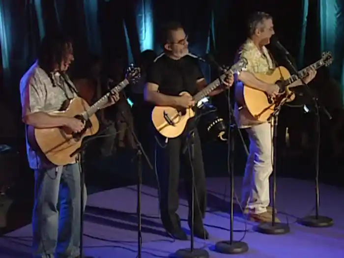 Casa No Campo / Caçador De Mim / Espanhola (Ao Vivo No Rio De Janeiro / 2002 / Medley)